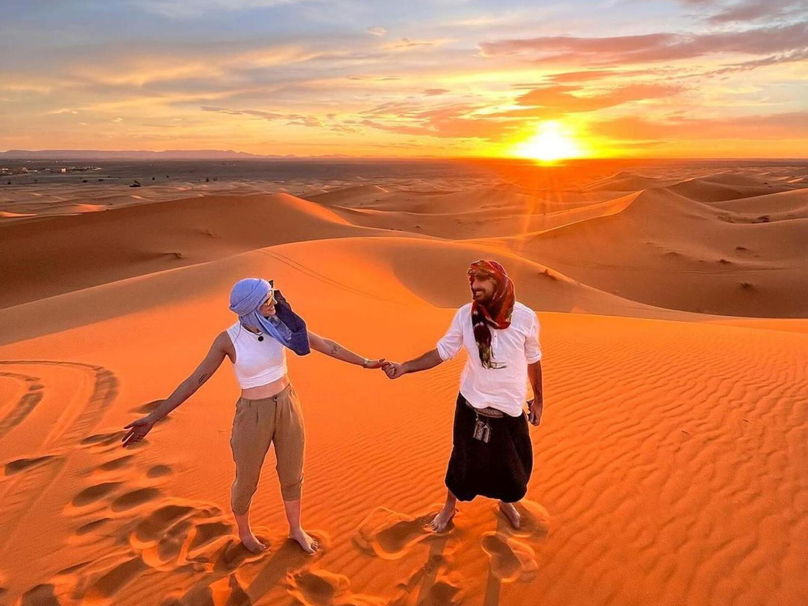 Merzouga Nomadic Luxury Camp Dış mekan fotoğraf