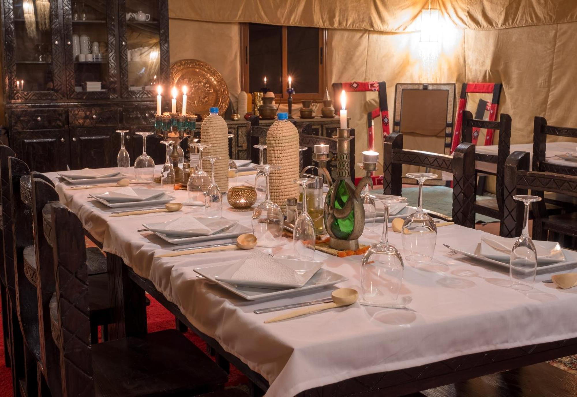 Merzouga Nomadic Luxury Camp Dış mekan fotoğraf